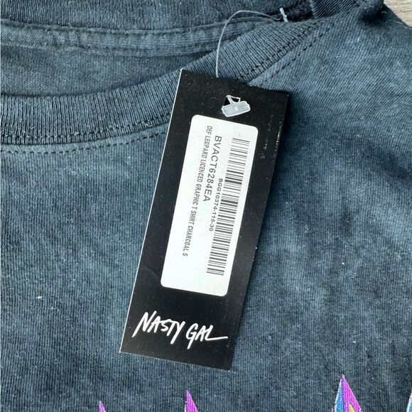 🆕 Def Leppard Graphic Vintage Print Charcoal T-Shirt - Picture 7 of 7